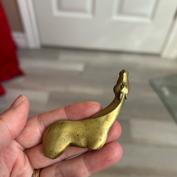 4/$100 JJ stamp 1980 Gold Giraffe animal brooch 🦒 - Picture 7 of 7